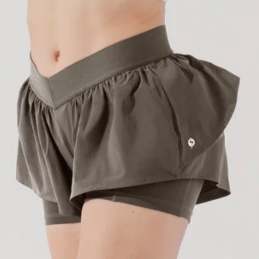 ruffle short